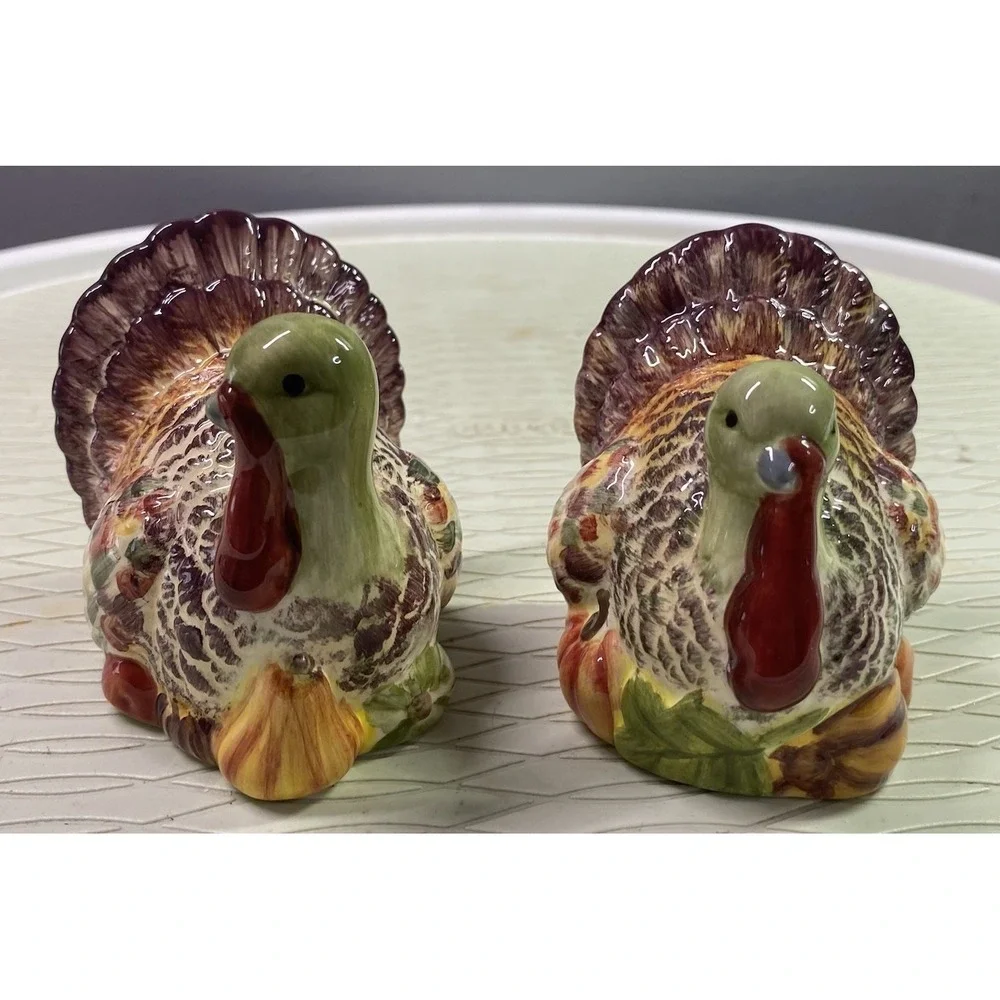 Vintage CIC‎ TSS Turkey Thanksgiving Fall Ceramic S&P Shakers 3